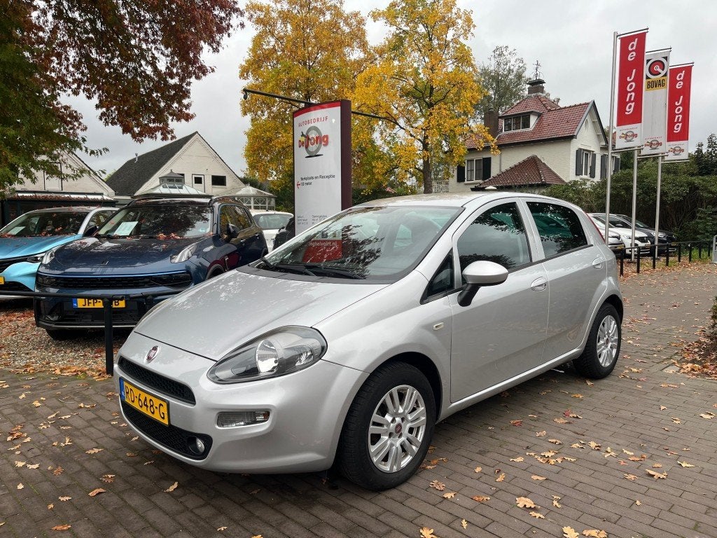 Fiat PUNTO EVO 0.9 TWINAIR POPSTAR / NAVI / AIRCO / TREKHAAK, Voorwielaandrijving, 101 pk, Gebruikt, Euro 6