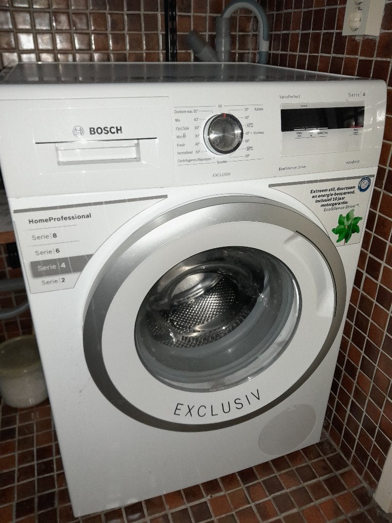 Te koop: Bosch WLM 68 Exclusive Serie 4 wasmachine, Witgoed en Apparatuur, Wasmachines, Ophalen, Gebruikt, Voorlader, 85 tot 90 cm