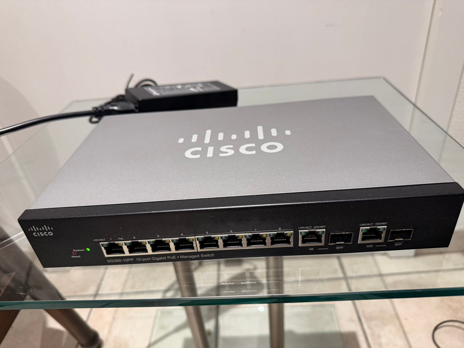 Cisco SG300-10PP 10-poorts Gigabit managed switch met PoE+, Computers en Software, Netwerk switches, Ophalen of Verzenden