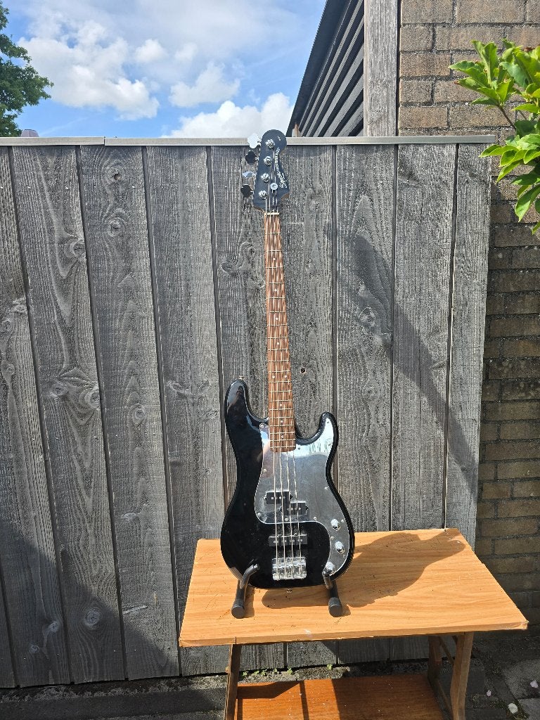 Squire PJ bass. Made in Indonesia, Muziek en Instrumenten, Snaarinstrumenten | Gitaren | Bas, Ophalen, Gebruikt, Elektrisch
