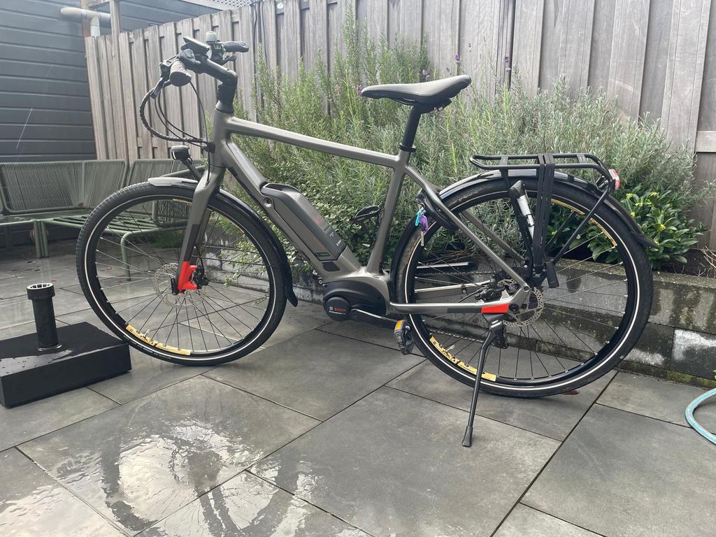 Koga Pace B05 Tokyo Edition electrische fiets, Ophalen, 28 inch, 10 tot 15 versnellingen, Zo goed als nieuw