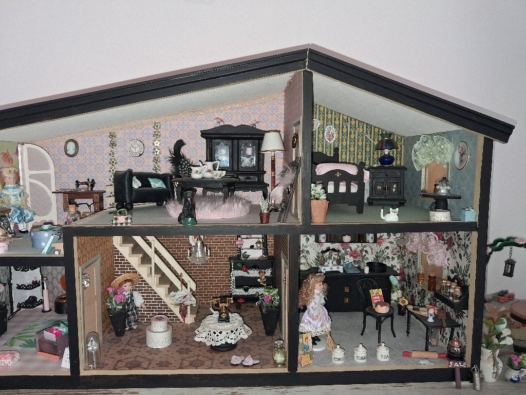 compleet poppenhuis te koop met verlichting bieden ophalen, Verzamelen, Ophalen, Zo goed als nieuw, Poppenhuis