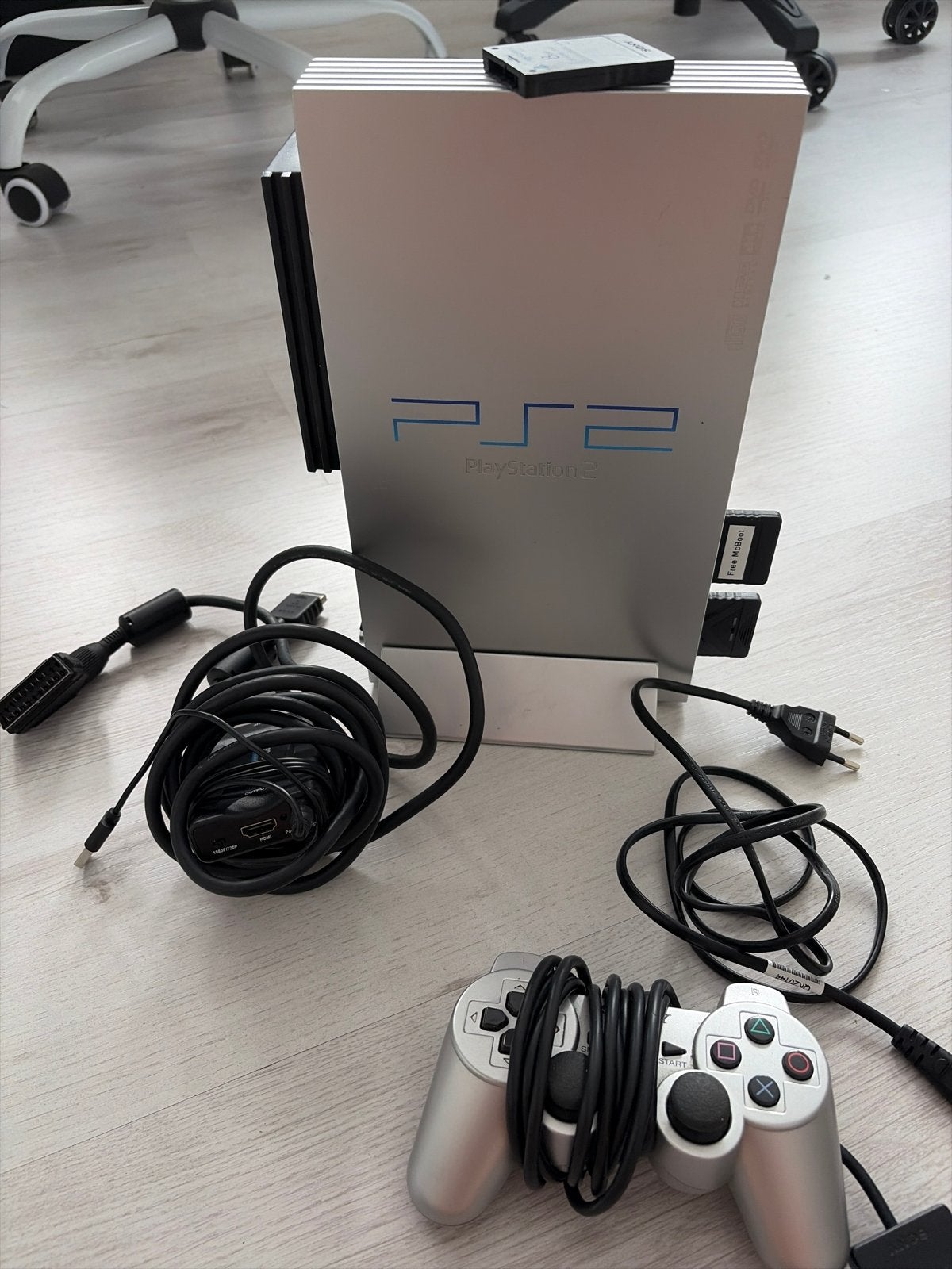 PS2 Slim met Free Mcboot, SCART naar HDMI converter, Ophalen, Gebruikt, Met geheugenkaart, Met 1 controller