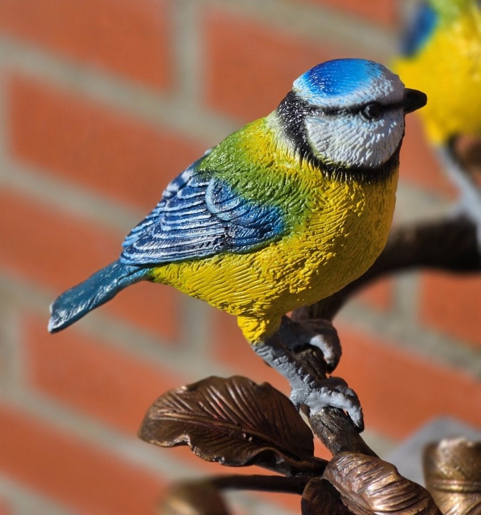 TAK MET PIMPELMEES EN KOOLMEES / Bronzen beeld, Ophalen of Verzenden, Nieuw, Vogel, Beeldje of Figuurtje