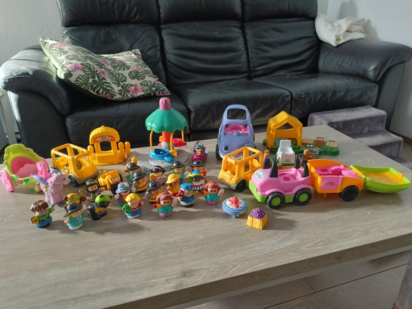 Grote set Fisher-Price Little People speelgoed, Ophalen