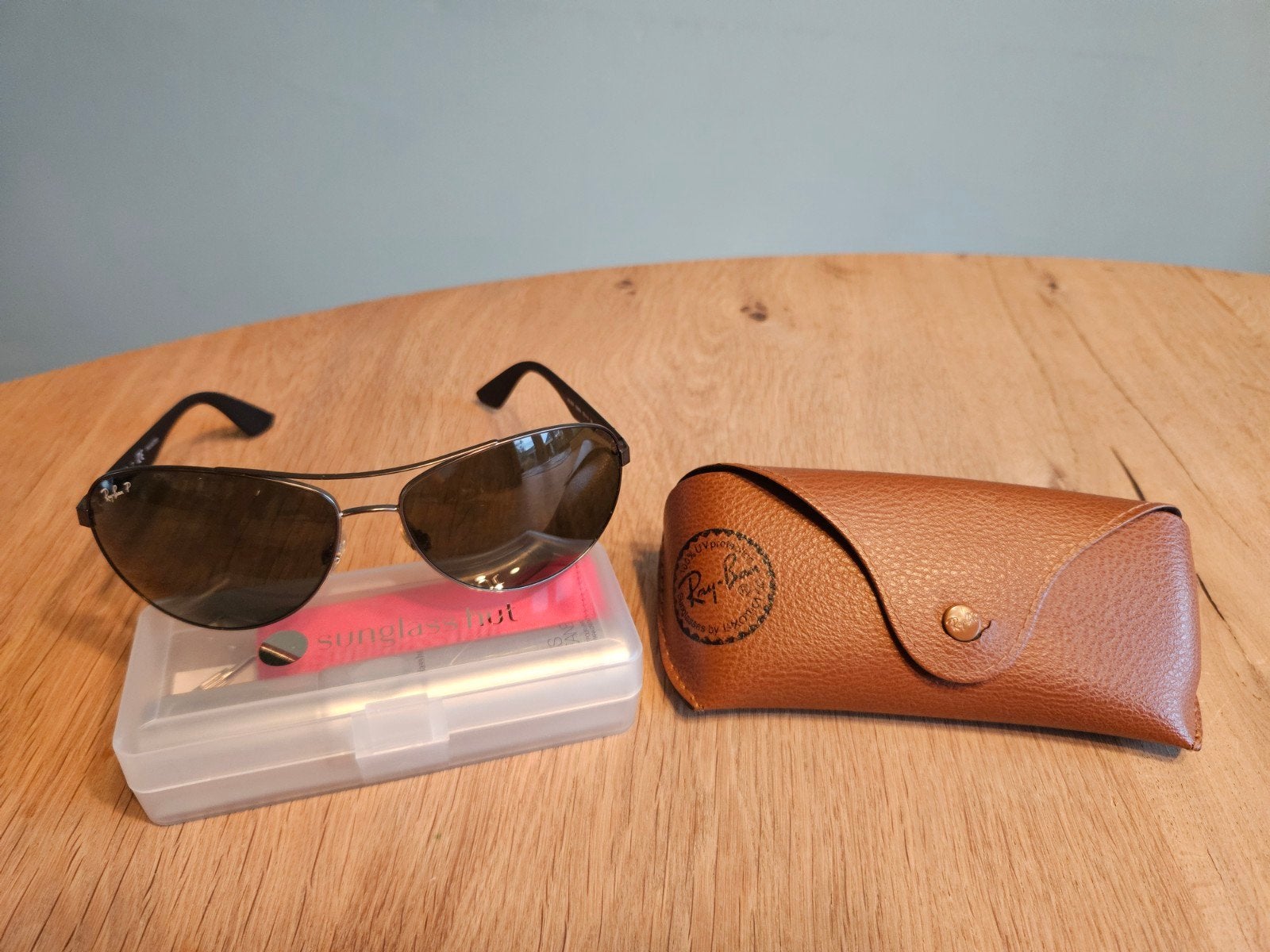 Ray-Ban Polarized herenzonnebril met sunglass hut-set, Ophalen of Verzenden, Zo goed als nieuw, Zonnebril, Ray-Ban