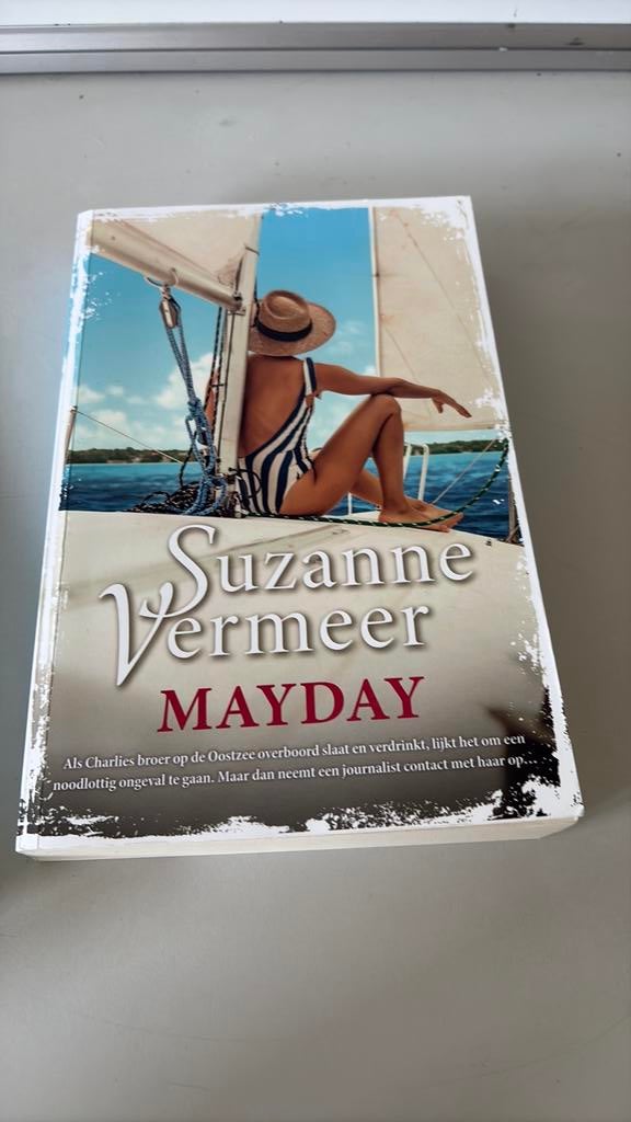 Suzanne Vermeer. Mayday. Zgan, Ophalen of Verzenden, Zo goed als nieuw