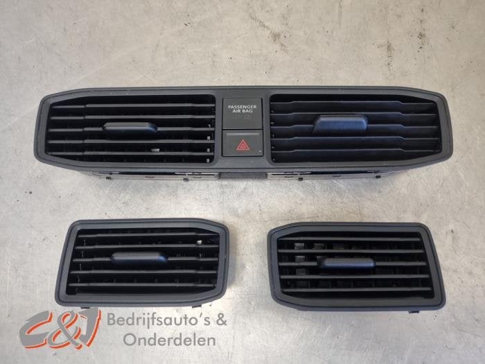 Luchtrooster Dashboard van een Volkswagen Caddy, Gebruikt, -, Volkswagen, -