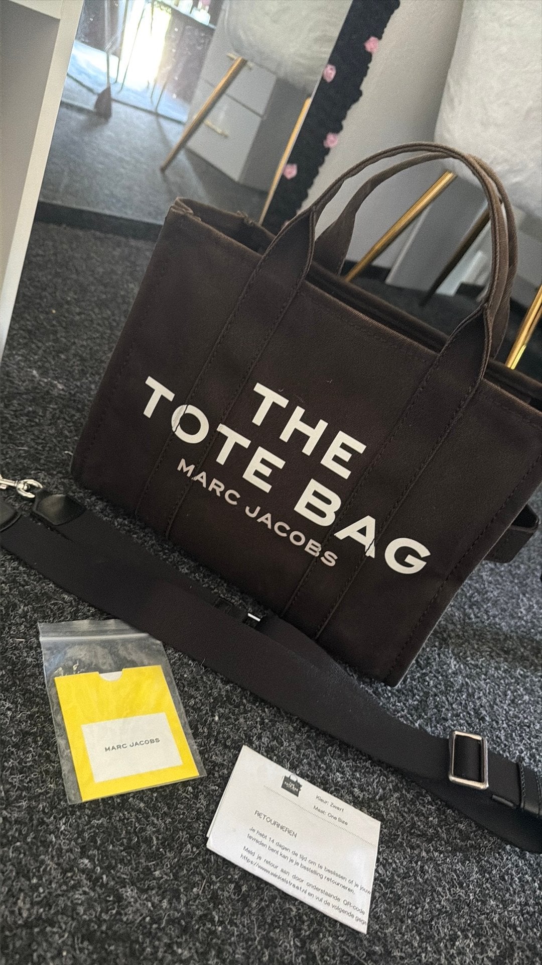 Marc jacobs the tote bag medium, Ophalen, 30 cm of meer, Gebruikt, Zwart
