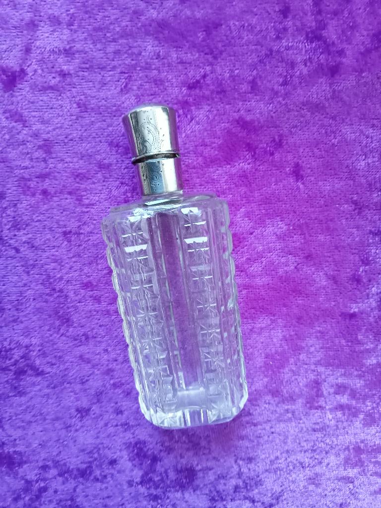 Mooi Parfumflesje - Kristal met Zilver, Antiek en Kunst, Verzenden, Zilver