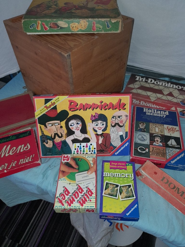 puzzels 6 stuks nieuw en zgan, Hobby en Vrije tijd, Gezelschapsspellen | Bordspellen, Ophalen of Verzenden, Zo goed als nieuw