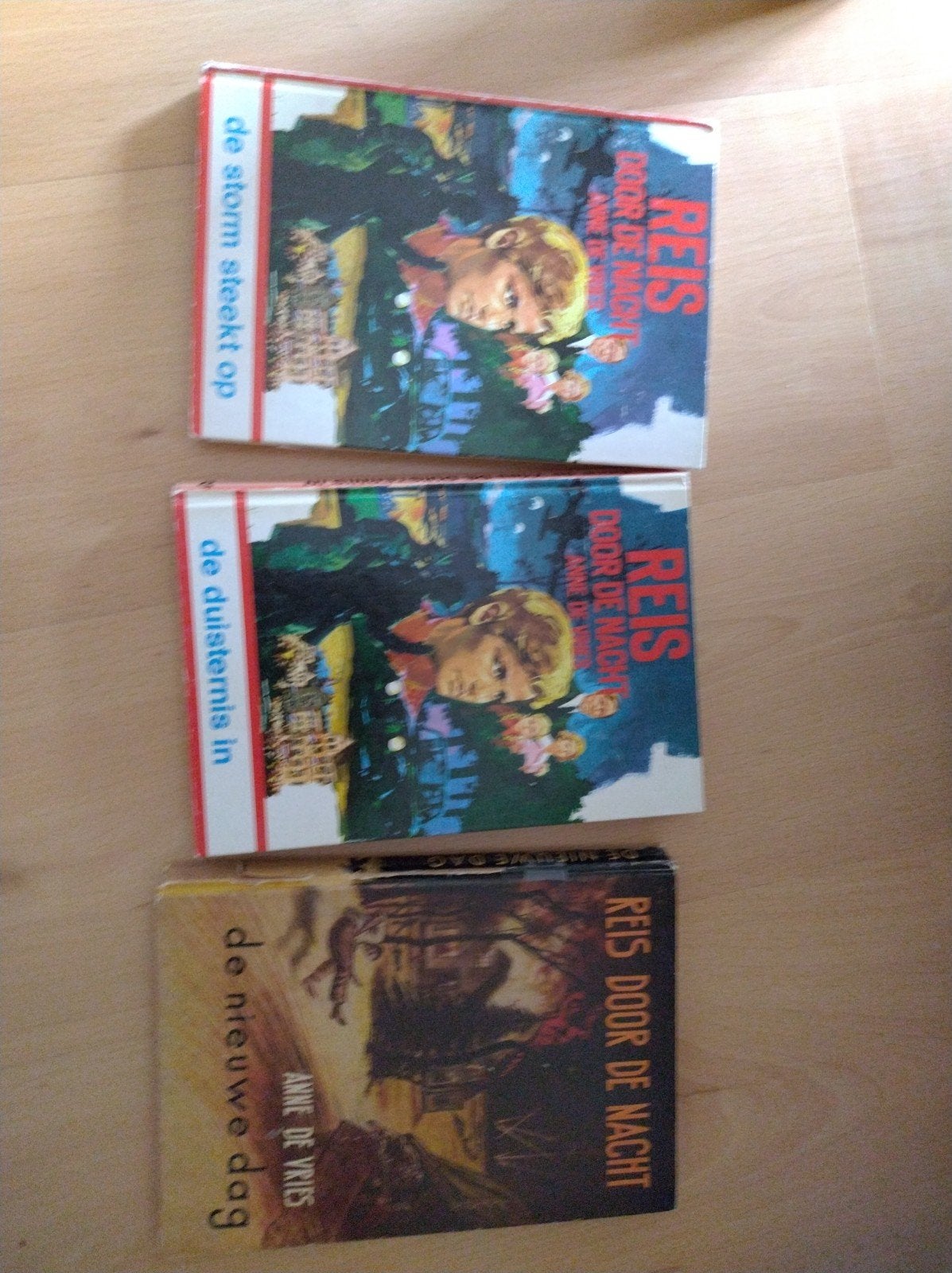 Reis door de Nacht - Anne de Vries (3 boeken), Boeken, Ophalen of Verzenden, Gelezen, Anne de Vries, Fictie algemeen