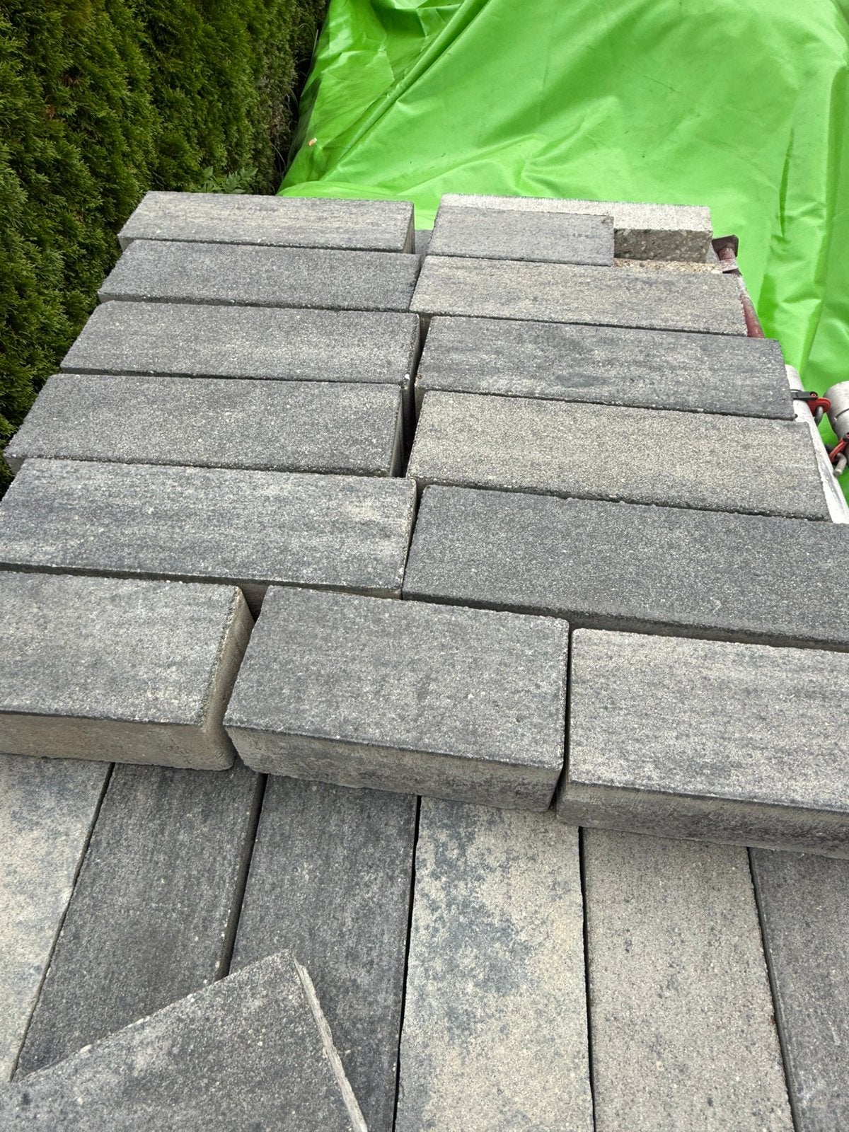 Partijtje sier klinkers, Tuin en Terras, Tegels en Klinkers, Ophalen, Gebruikt, Beton, Klinkers