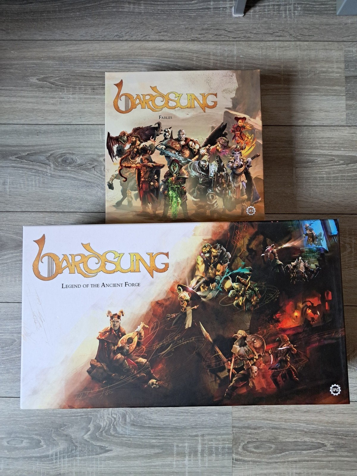 Bardsung: Legend of the Ancient Forge - Fables (nieuwstaat), Hobby en Vrije tijd, Een of twee spelers, Ophalen, Zo goed als nieuw