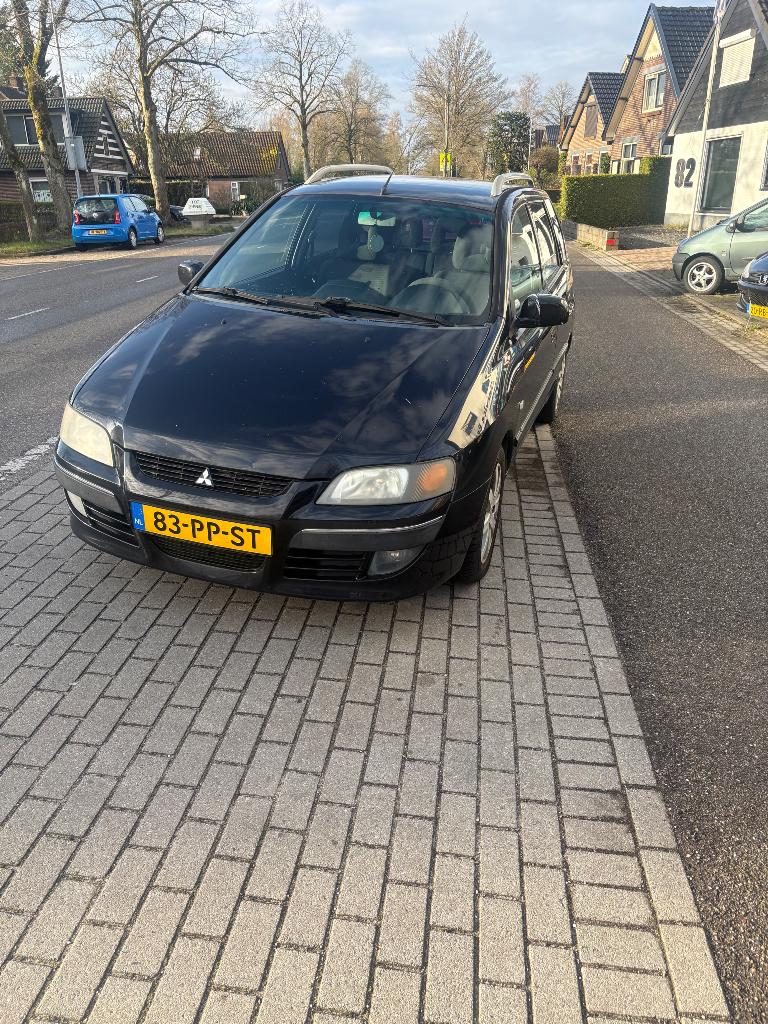 Mitsubishi Space Star 1.8 MPI 2004 Zwart, Stof, Zwart, 4 cilinders, 1834 cc