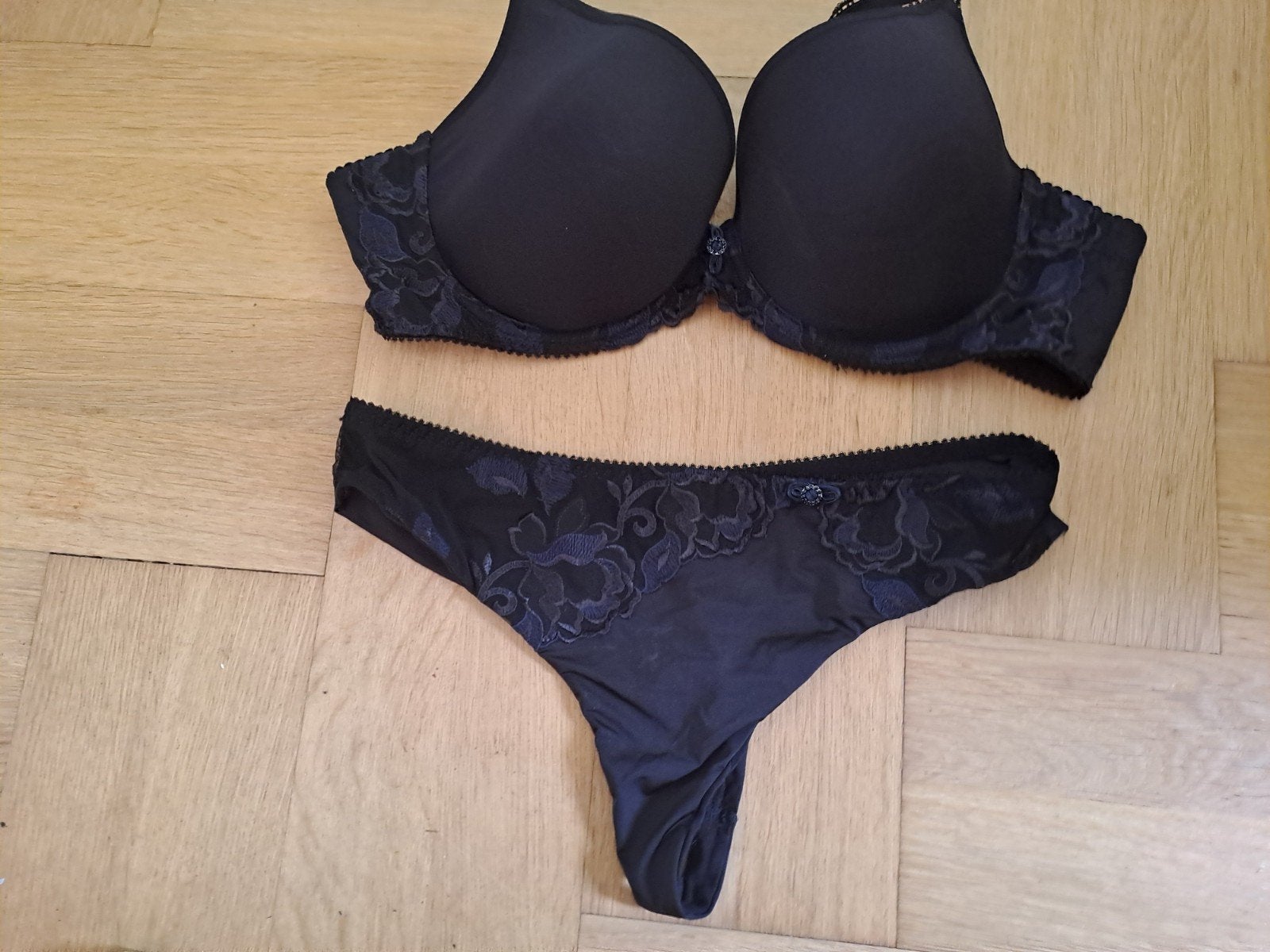 Setje, BH met slip, LingaDore zwart, Ophalen of Verzenden, Zwart, Setje