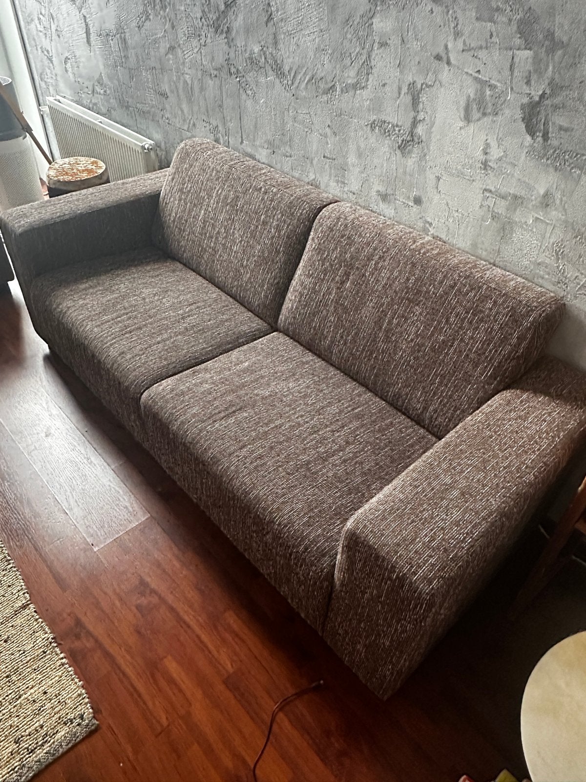 Twee Comfortabele 3-zitsbank - Bruin gemêleerd, Ophalen, Gebruikt, Driepersoons, 75 tot 100 cm