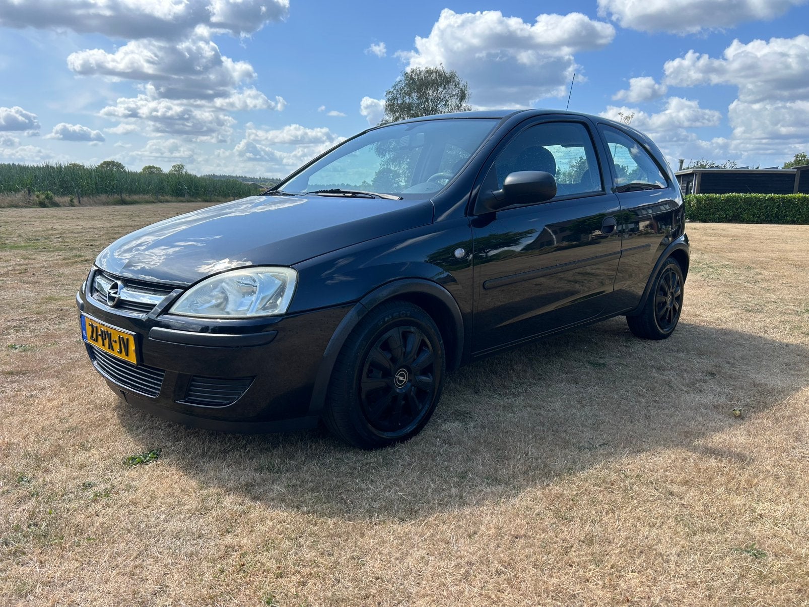 Opel Corsa 1.2 16V Twinport 3D 2004 Zwart Nieuwe apk Aug2027, Auto's, Voorwielaandrijving, Euro 5, 4 cilinders, 1229 cc