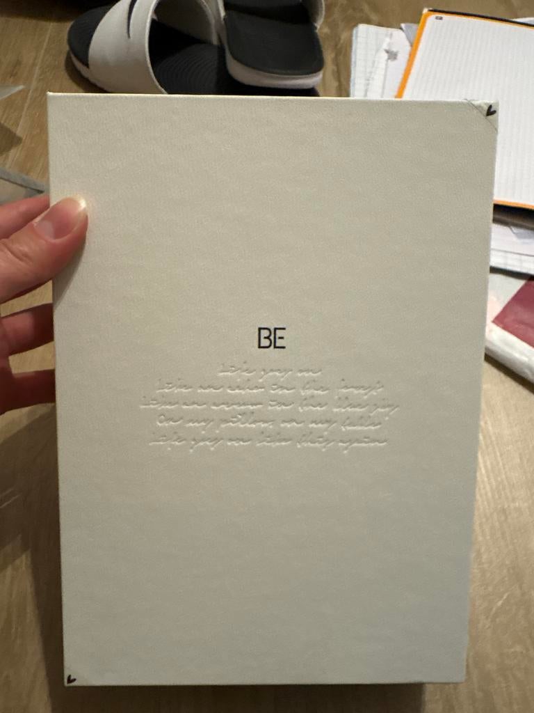 BTS BE Essential Edition CD Boxset K-Pop, Cd's en Dvd's, Cd's | Pop, Zo goed als nieuw, 2020 tot heden, Boxset, Ophalen of Verzenden