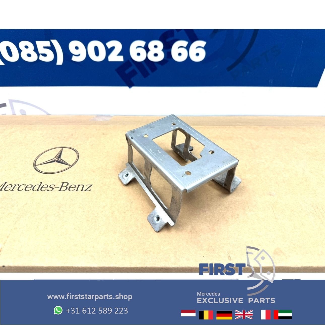 W205 C63 AMG RADAR HOUDER A2056206500 (FRONT) RADAR SENSOR D, Gebruikt, -, Ophalen of Verzenden, -