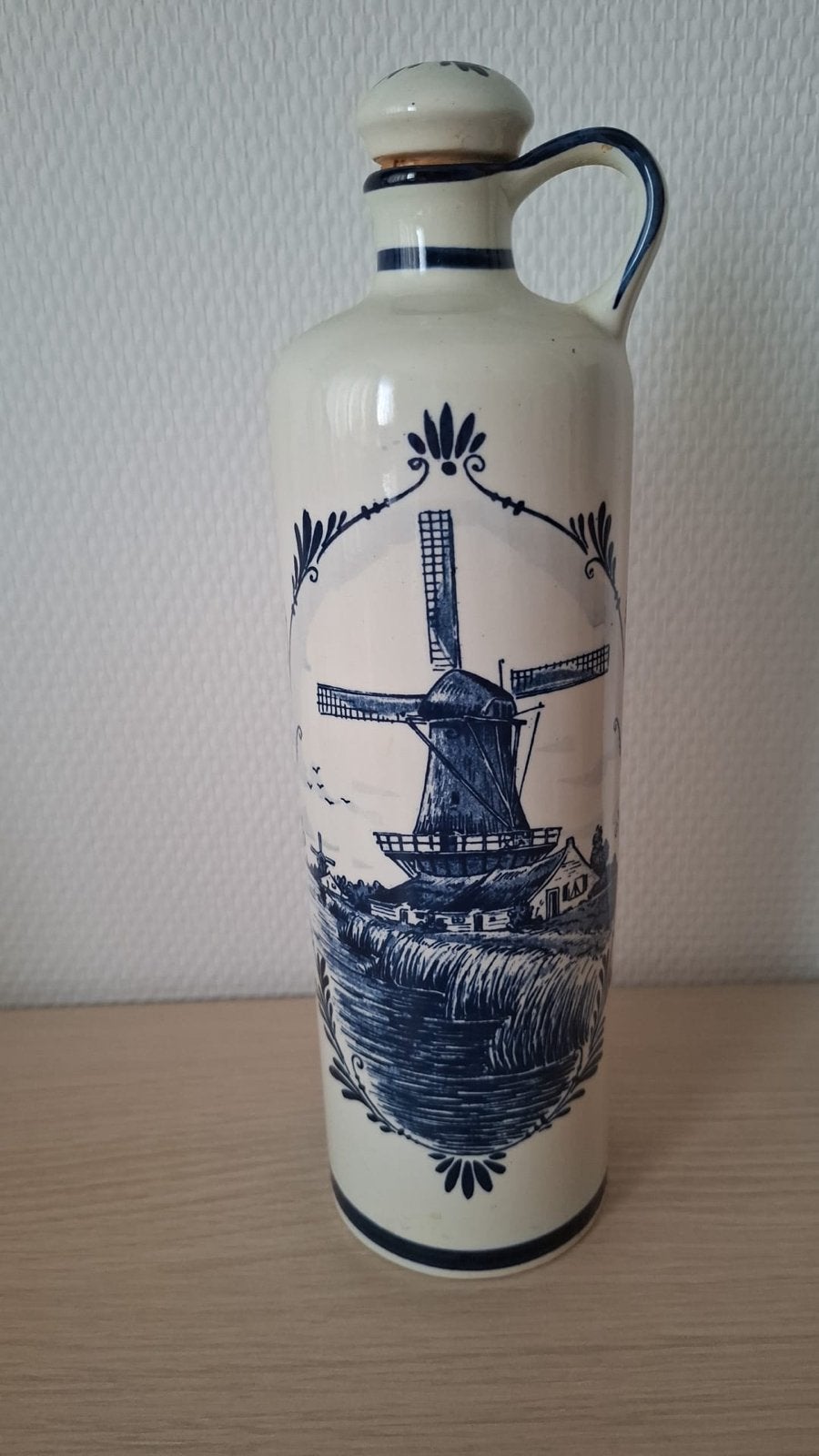 Delfts Blauw BOLS jeneverkruik met molen decoratie, Antiek en Kunst, Ophalen
