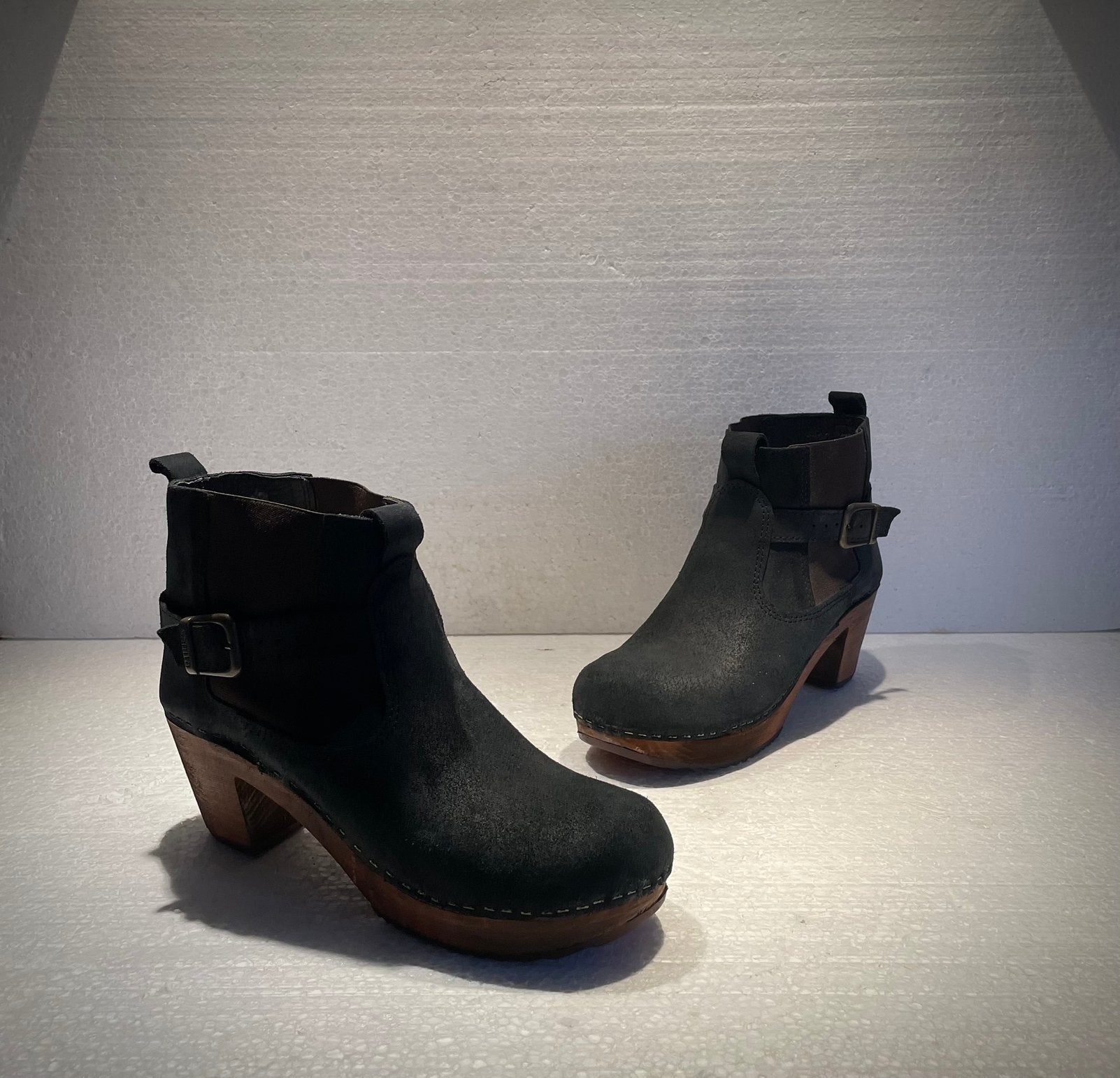 Sanita Peggy Sue Jodhpur Clog boot klomp schoenen met hak 37, Zwart, Lage of Enkellaarzen, Ophalen of Verzenden, Zo goed als nieuw