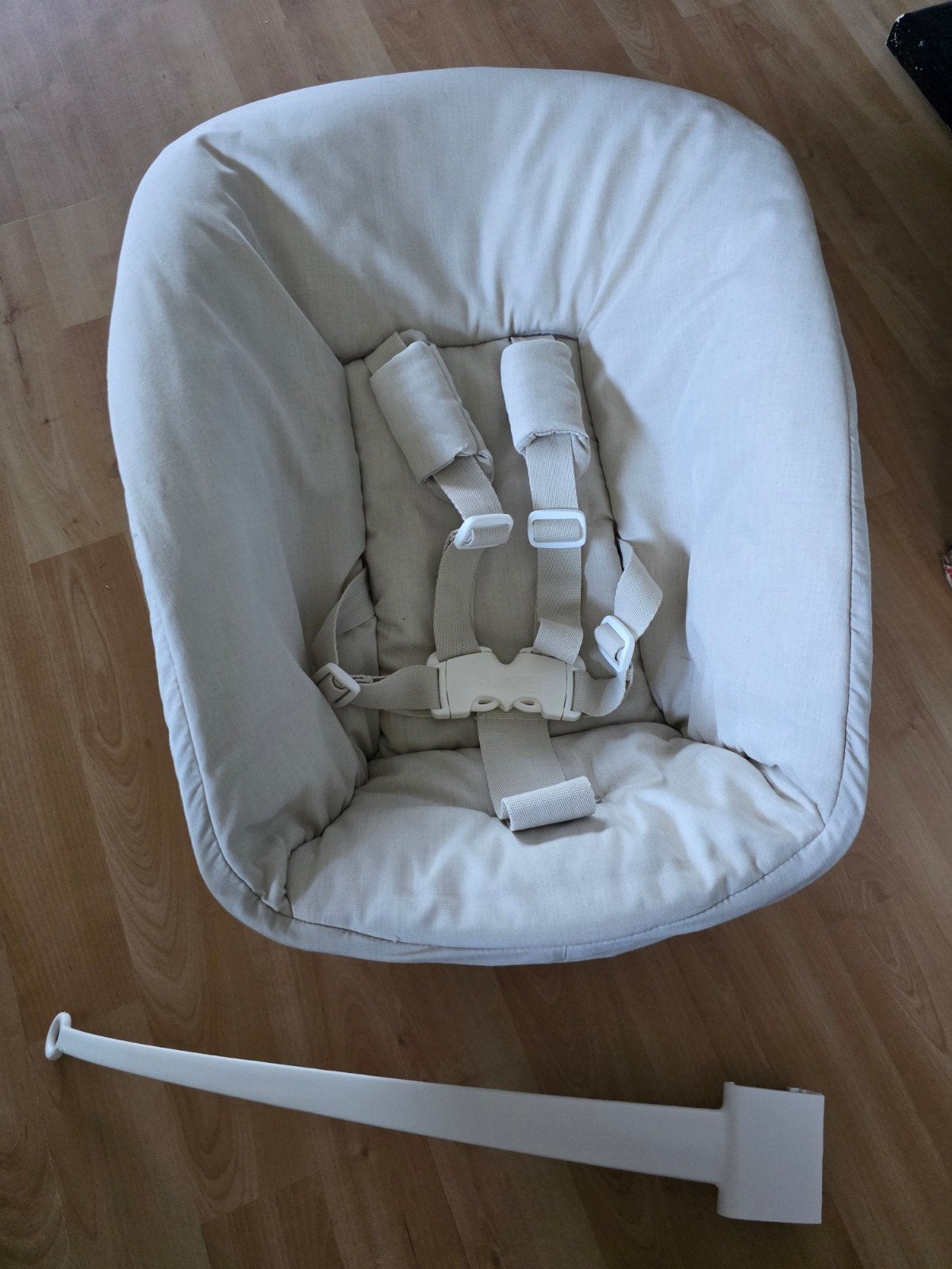 Zo goed als nieuwe nette schone trip trap stokke newbornset, Ophalen of Verzenden, Zo goed als nieuw, Meegroeistoel, Gordel(s)