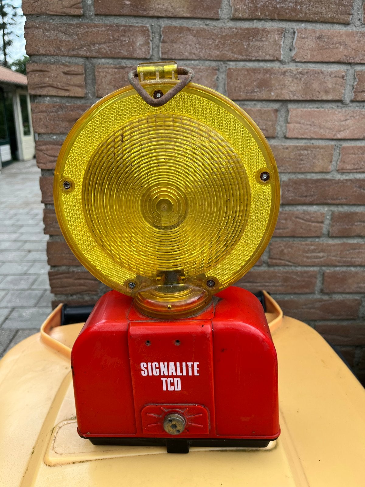 Signalite TCD Knipperlamp - Werking Onbekend, Ophalen of Verzenden, Gebruikt, Lamp