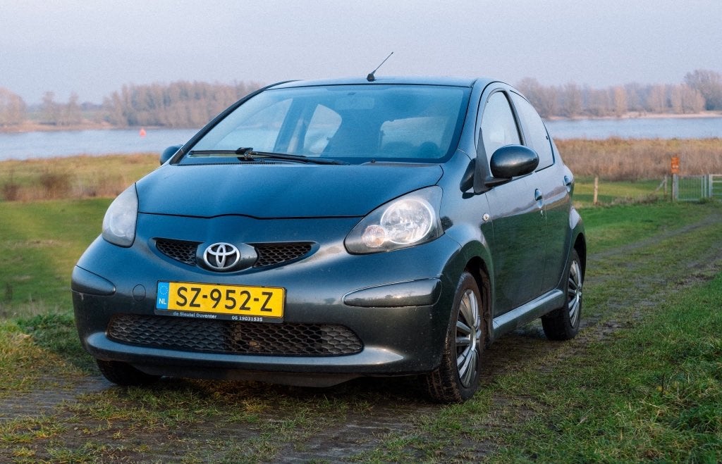 Toyota Aygo 1.0 12V VVT-i 5deurs, Airco, CarPlay APK apr2027, Voorwielaandrijving, 4 stoelen, 68 pk, Handgeschakeld