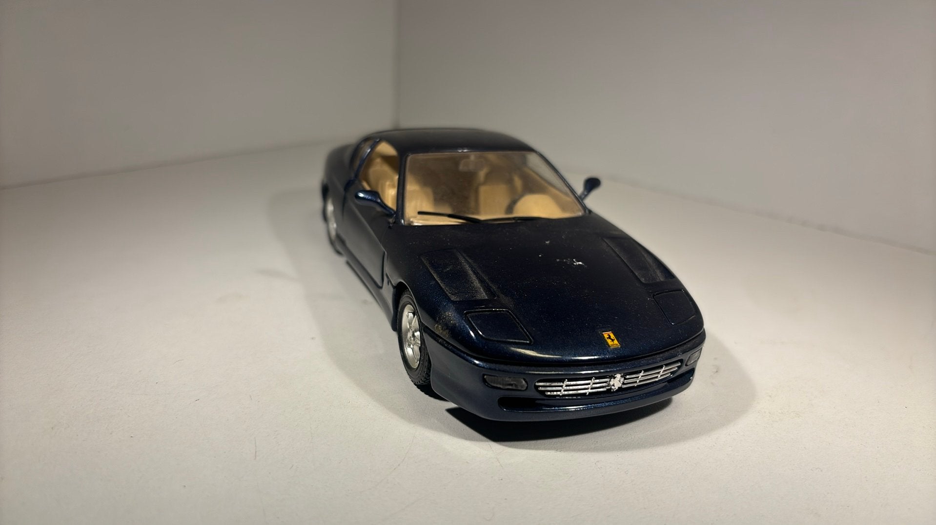 Ferrari 456 gt bleu Bburago 1.24, Ophalen of Verzenden, Bburago, A, A