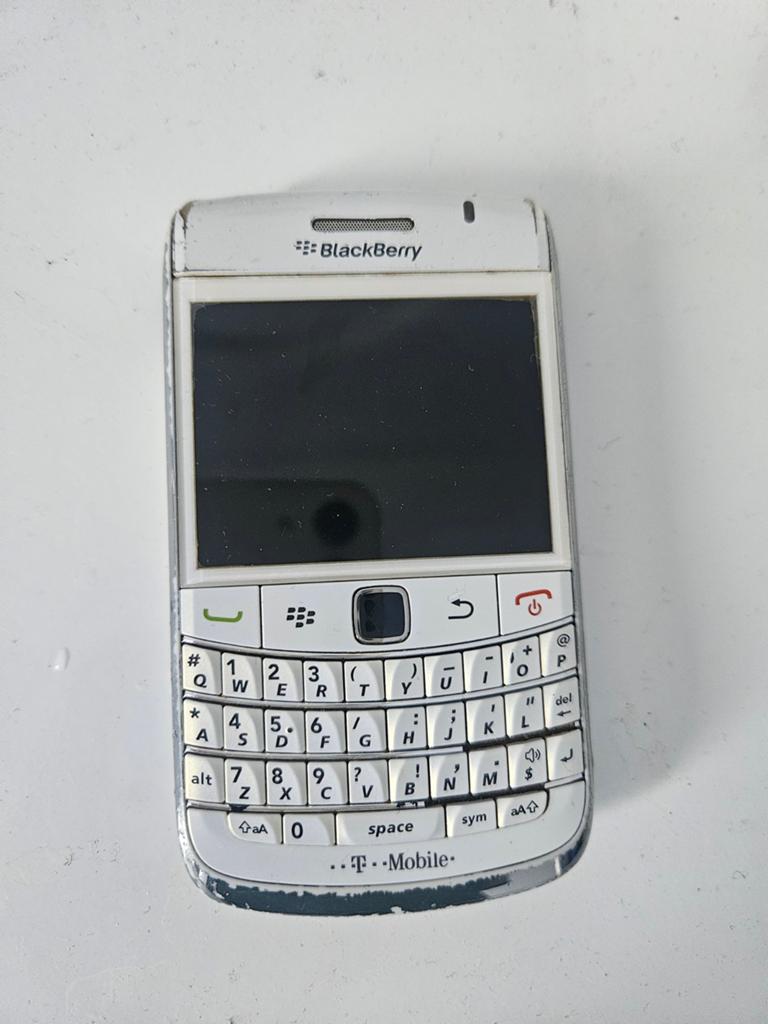 BlackBerry Bold 9700 - Gebruikt met T-Mobile simlock, Telecommunicatie, Mobiele telefoons | Blackberry, Gebruikt, Wit, Touchscreen