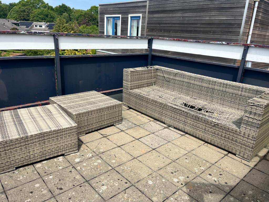 Gratis loungebank opknapper!, Ophalen, Zo goed als nieuw, Hout