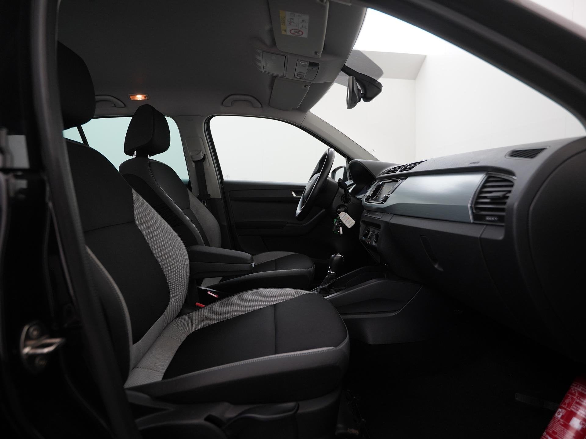 Skoda Fabia Combi 1.2 TSI Style DSG | Parkeersensor | Zondag, Auto's, Gebruikt, Grijs, 1100 kg, Geïmporteerd