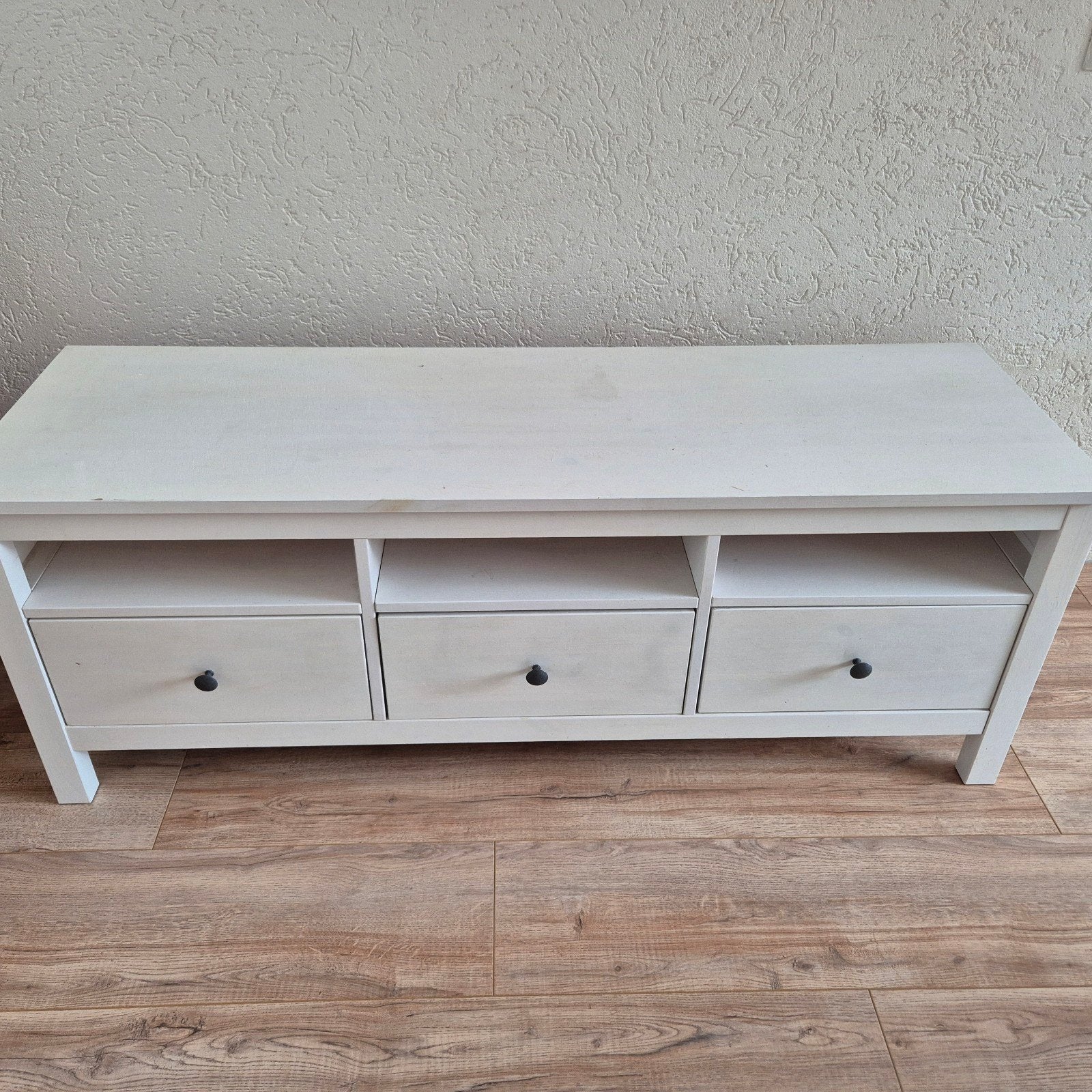 tv meubel wit gebeitst L149cm x Br 47 x H 57 cm, Huis en Inrichting, Ophalen, Gebruikt, 100 tot 150 cm, Landelijk