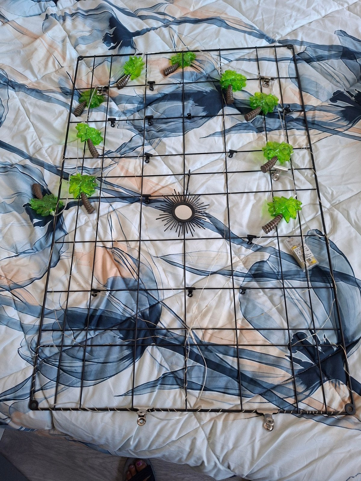 rek om foto's op te hangen. leuk voor kinderkamer met lampje, Ophalen, Gebruikt, Minder dan 10 meter