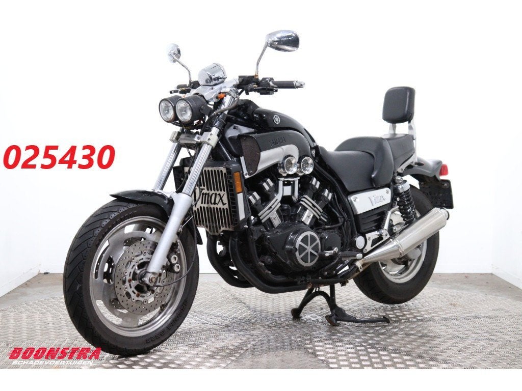 Yamaha V-MAX 1200 Orig NL Remus (bj 2000), Dopplerlaan 4
9207HC  DRACHTEN, NL, Boonstra Schadevoertuigen, 1198 cc, Chopper
