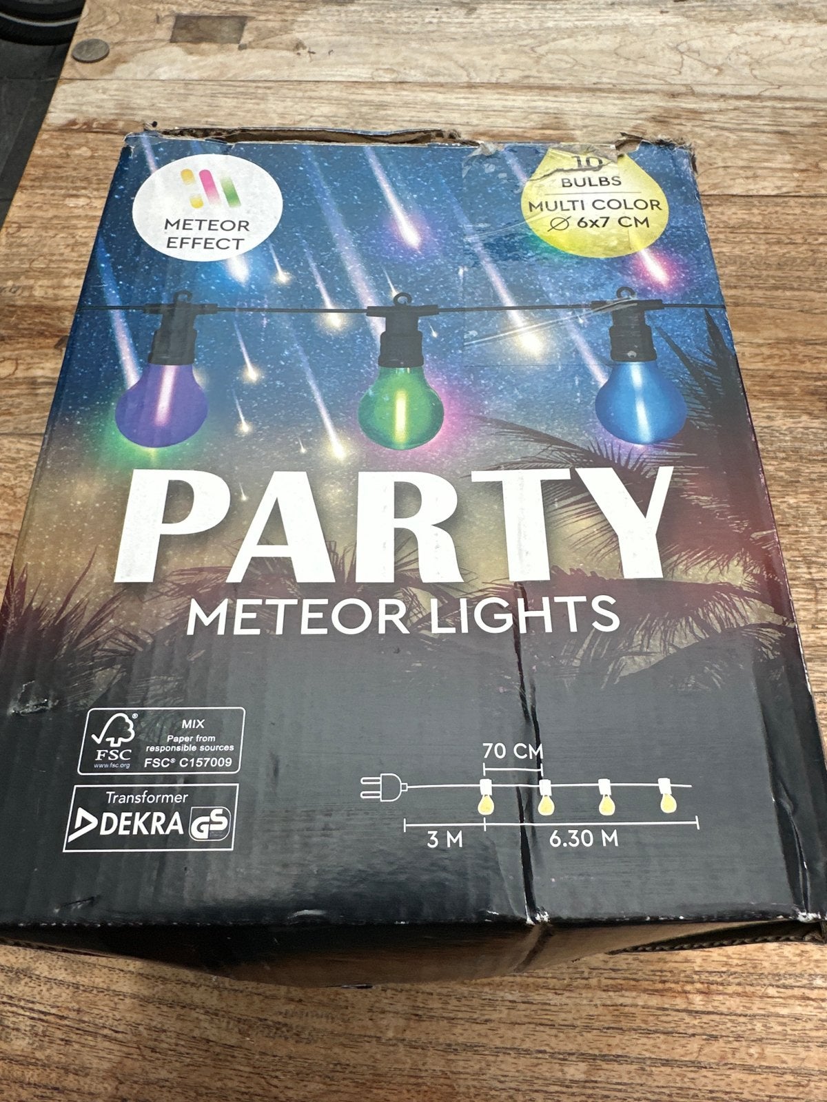 Party Meteor Lights - Gekleurde LED Lichtslinger (10 lampen), Huis en Inrichting, Overige merken, Waterbestendig, Kunststof, Meerkleurig