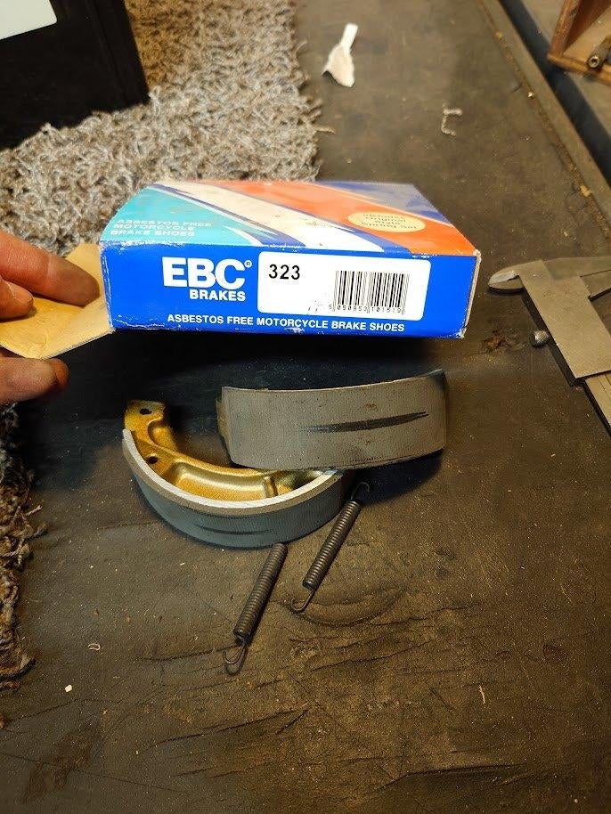Remschoenen honda nx250 EBC 323, Motoren, Ophalen of Verzenden, Nieuw