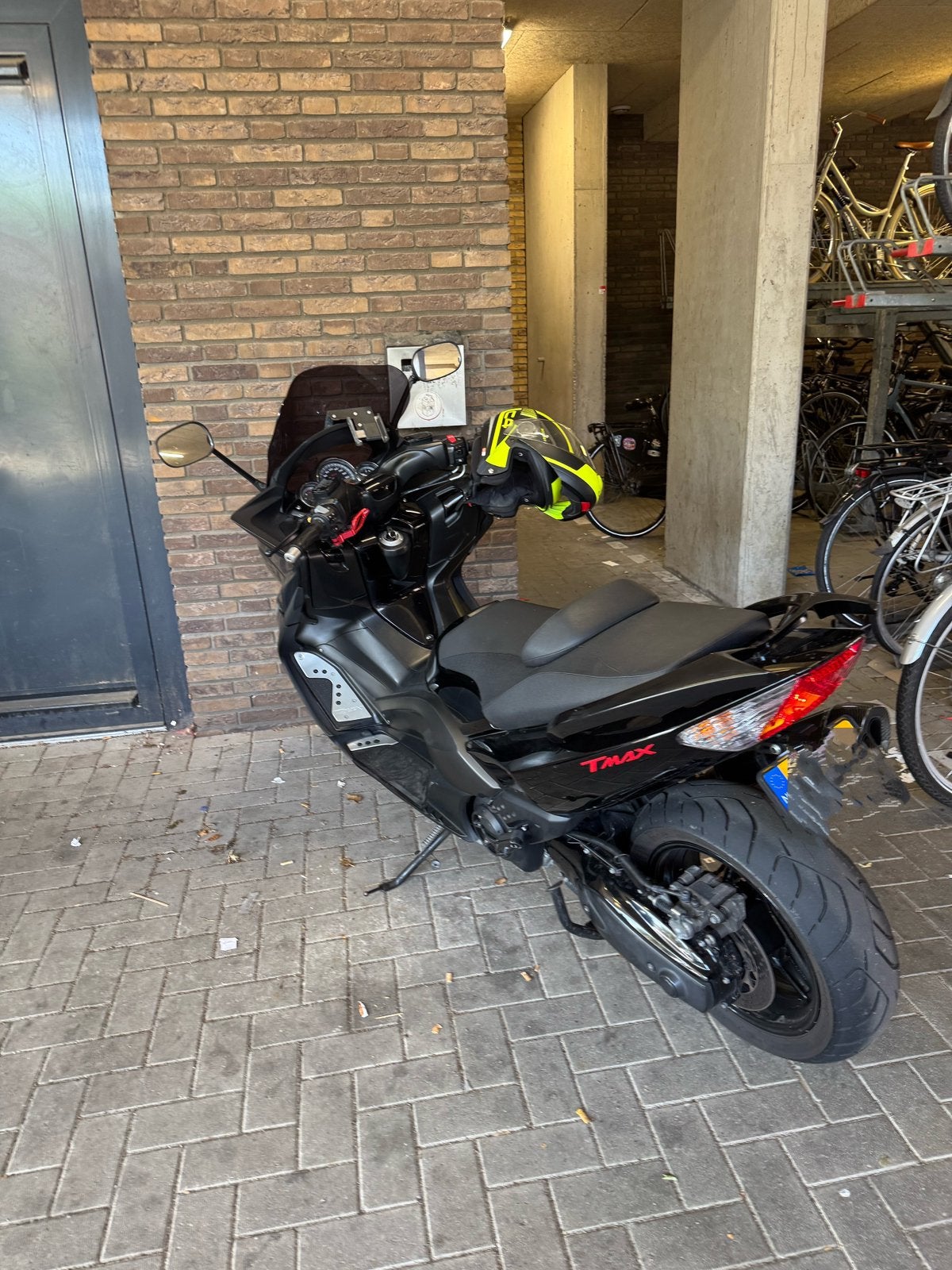 Tmax 500, Ophalen, Zo goed als nieuw, Benzine, Overige merken