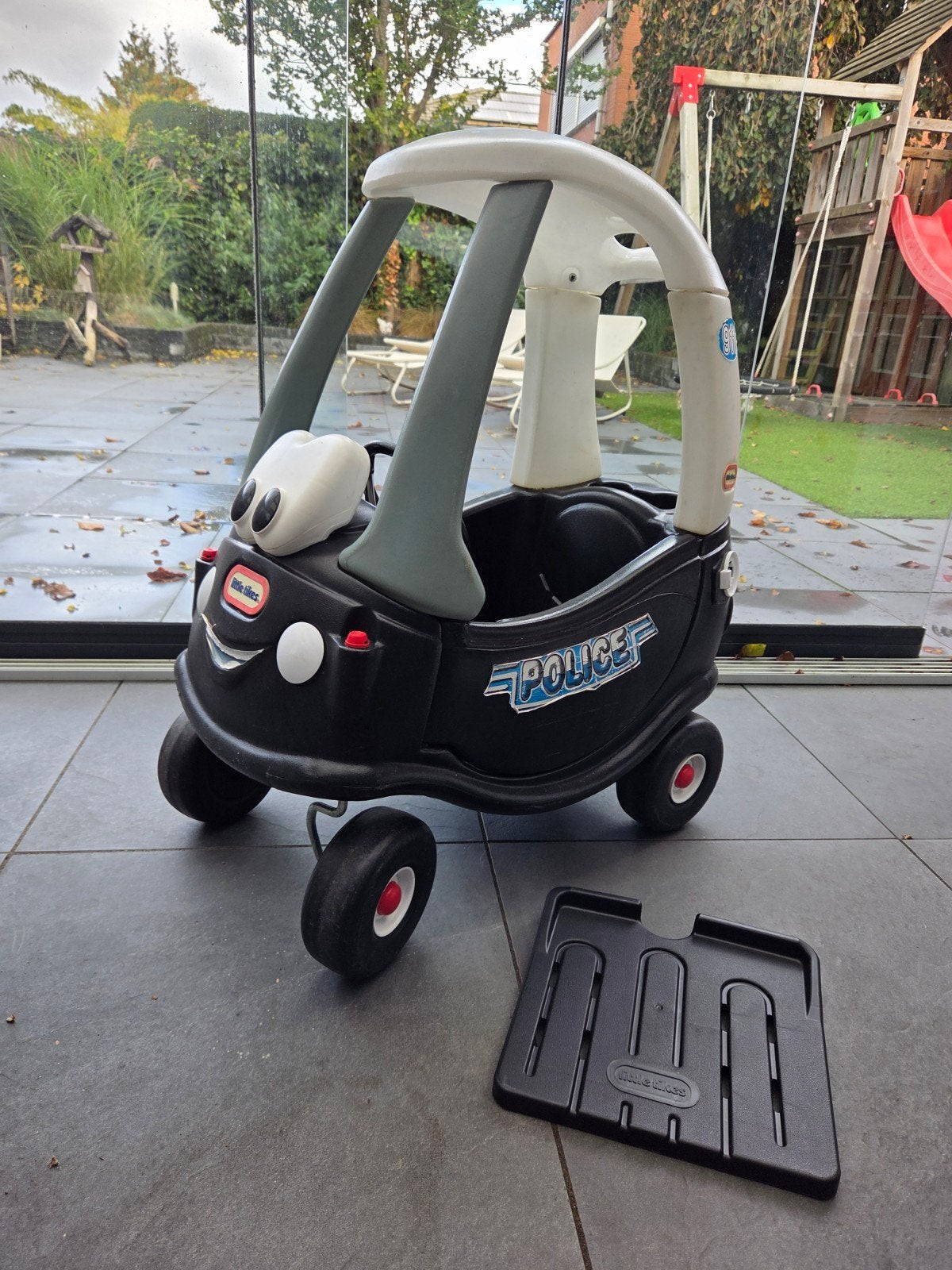 Little Tikes Cozy Coupe Politieauto (inclusief bodemplaat), Ophalen, Gebruikt, Loopvoertuig