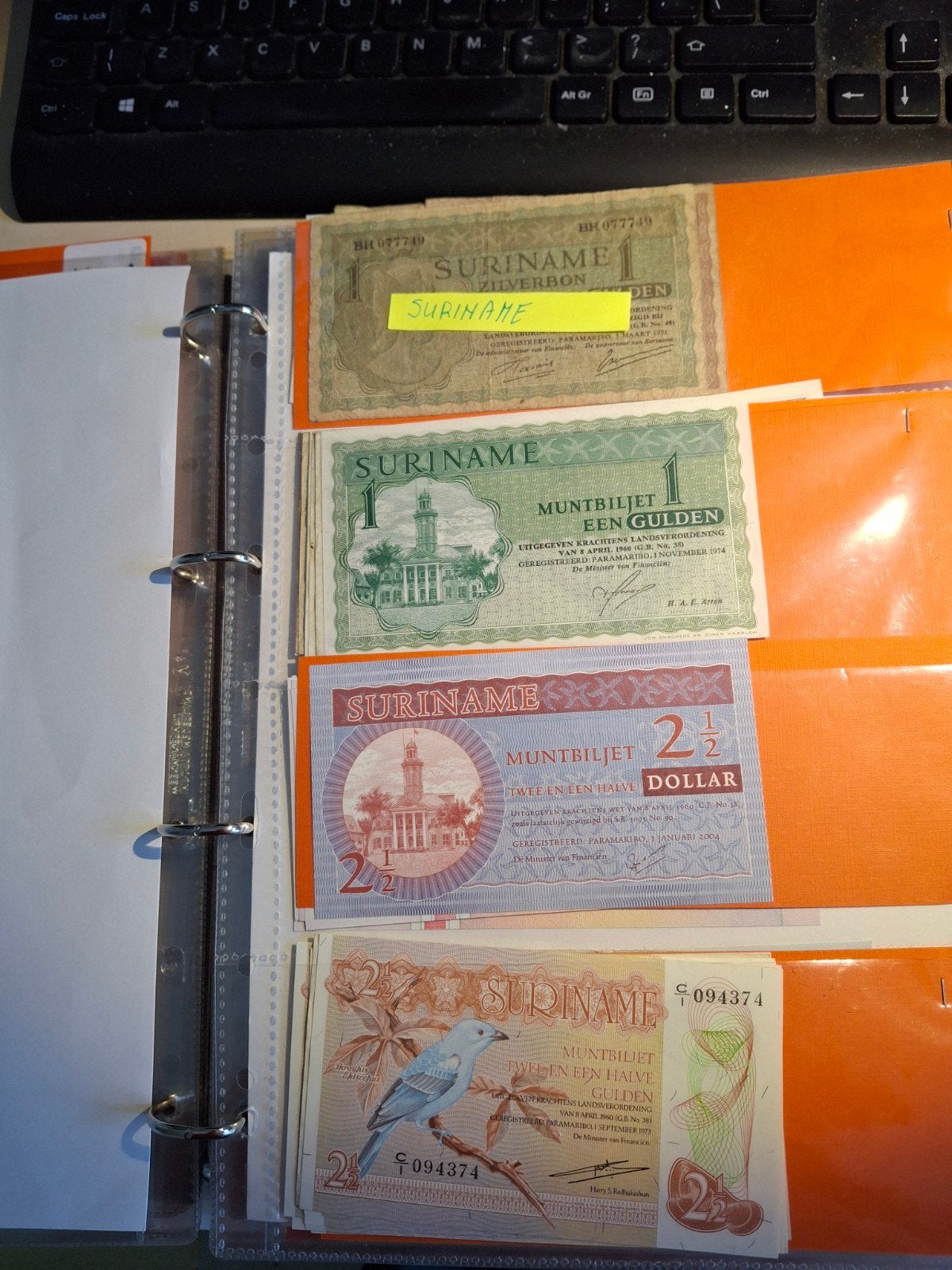 27 Surinaamse bankbiljetten - Diverse waarden en jaren, Ophalen of Verzenden, Zuid-Amerika, Setje