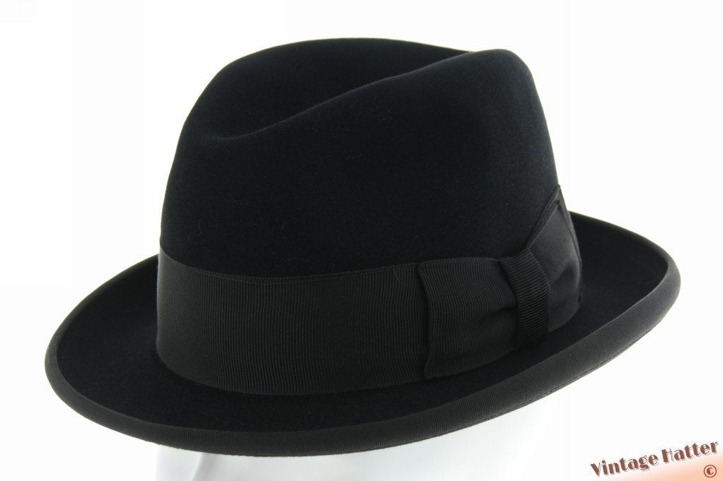 Vintage gleufhoed Homburg hoed Erop zwart vilt 56,5, Hoed, Europ, Ophalen of Verzenden, 57 cm (M, 7⅛ inch) of minder