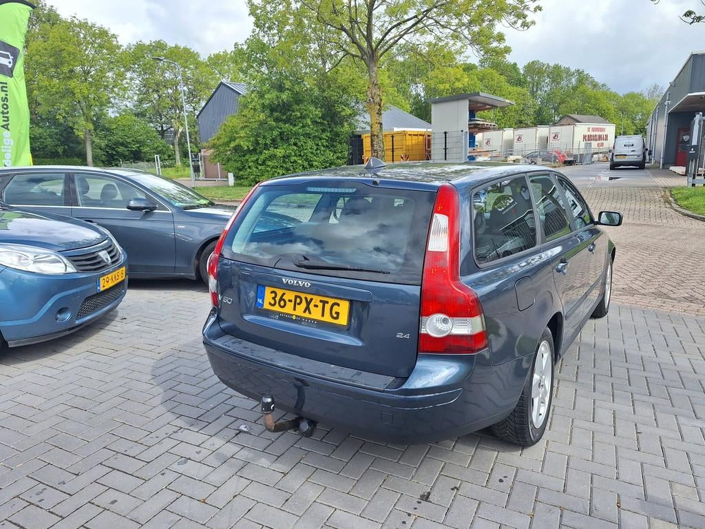 Volvo V50