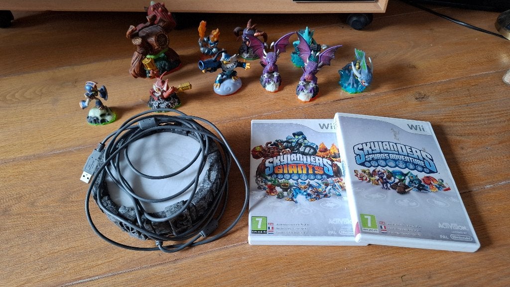 Skylanders Wii, Gebruikt, 1 speler, Eén computer, Vanaf 7 jaar