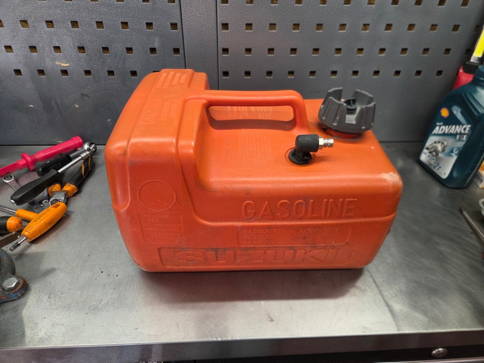 Suzuki 12Liter tank, Ophalen of Verzenden, Gebruikt, Motor en Techniek, Motorboot