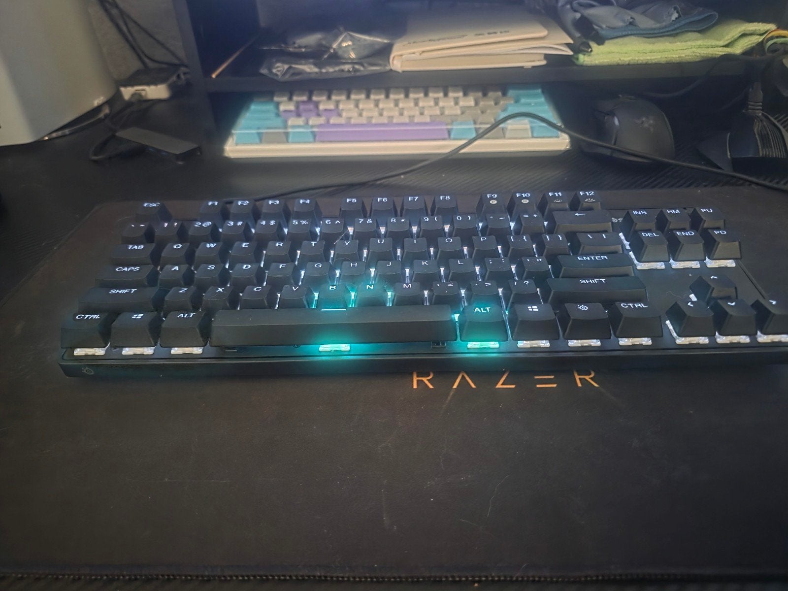 Steelseries Apex 9 TKL gaming toetsenbord, Computers en Software, Toetsenborden, Zo goed als nieuw, Qwerty, Bedraad, Gaming toetsenbord