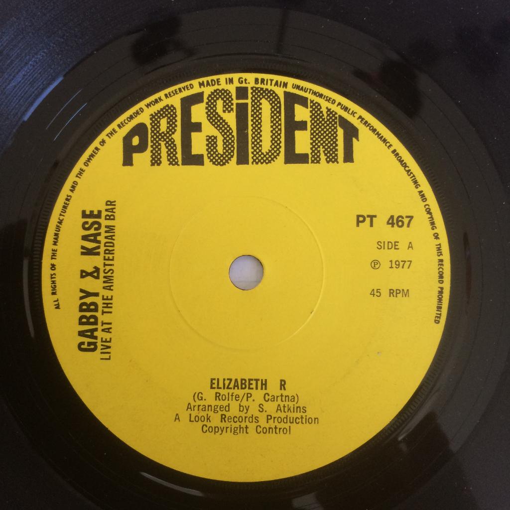 Gabby Kase Live Amsterdam 7" 70s UK Queen Elizabeth novelty, Gebruikt, Overige genres, 7 inch, Single