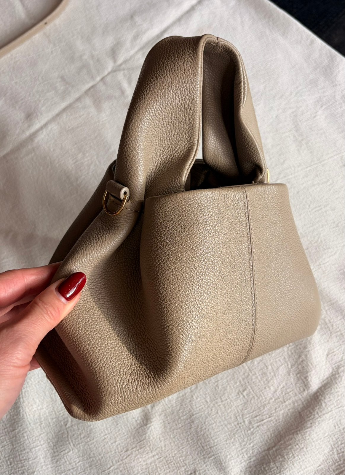Polène Numéro Neuf Mini, Textured Taupe, Sieraden, Tassen en Uiterlijk, Ophalen of Verzenden, Zo goed als nieuw, Bruin, Handtas