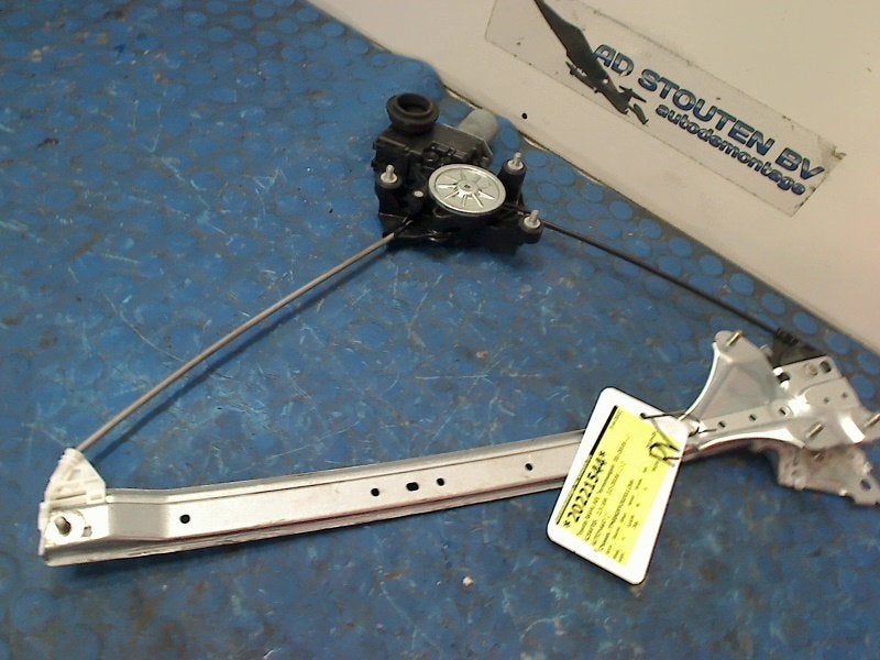 Raammechaniek Elek Rechts Voor Toyota RAV4 (A5) 8571042140, Gebruikt, Kundenbetreuung@toyota.de, Toyota-Allee 2, Köln 50858, , Duitsland