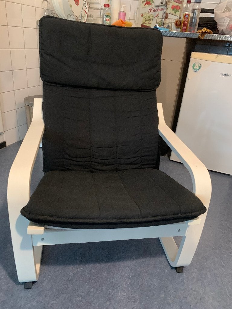 Ikea Poäng fauteuil stoel met stof zwart en wit frame, Gebruikt, 75 tot 100 cm, Ophalen of Verzenden, Stof